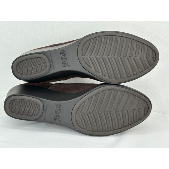 Crocs NWOT Leigh Wedge Heel Espresso Brown Suede Chelsea Ankle Fall Boots 10 - Picture 7 of 10